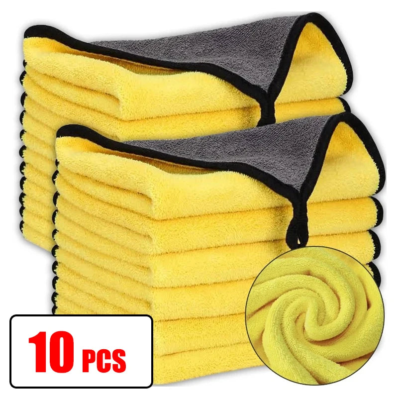 Lot de 10 serviettes microfibres bicolores jaune et gris haute densité pour nettoyage et lustrage carrosserie.